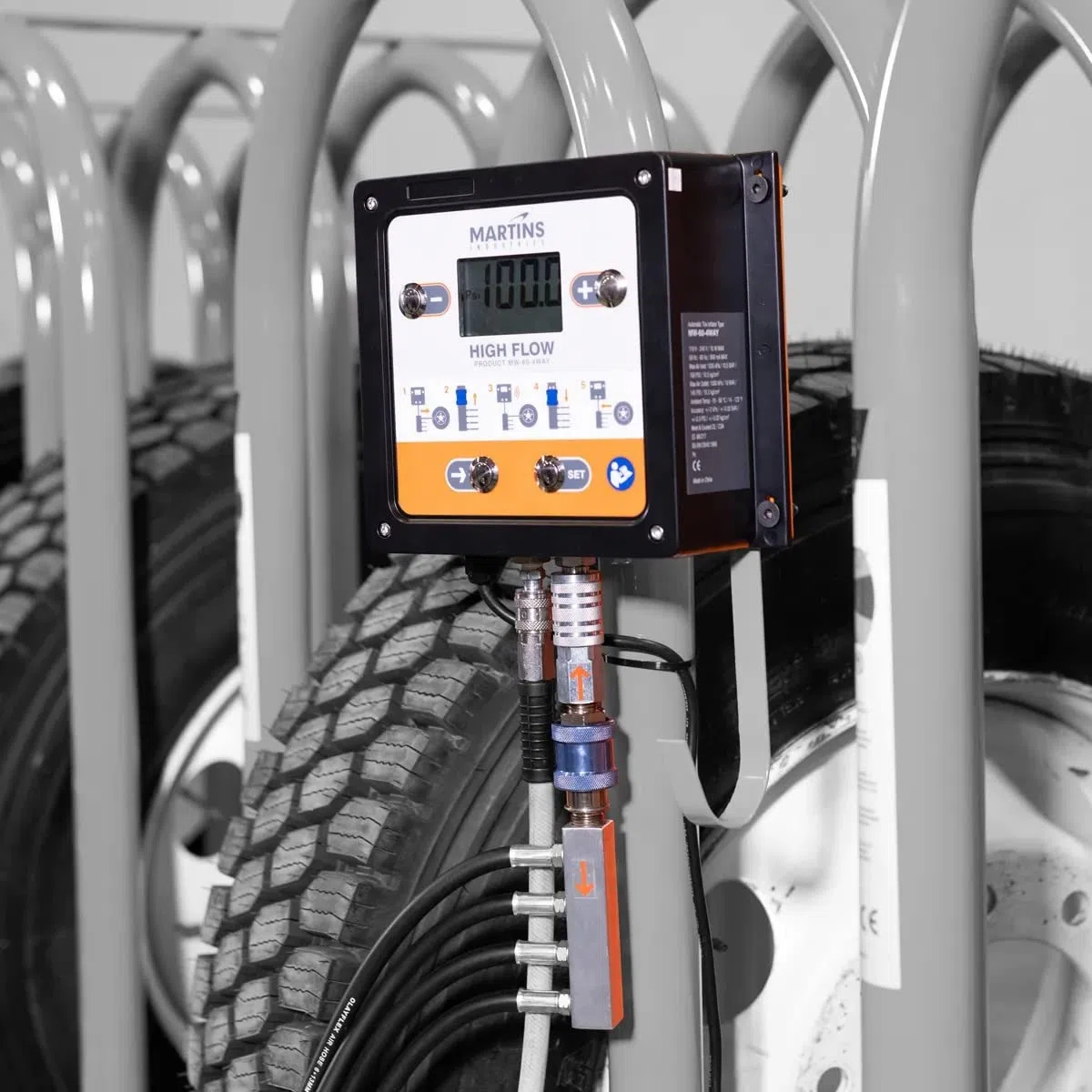 Automatischer Reifenfüller Mit 4 Auslässe, MW-60-4Way Automatic tire inflator 4 outlets