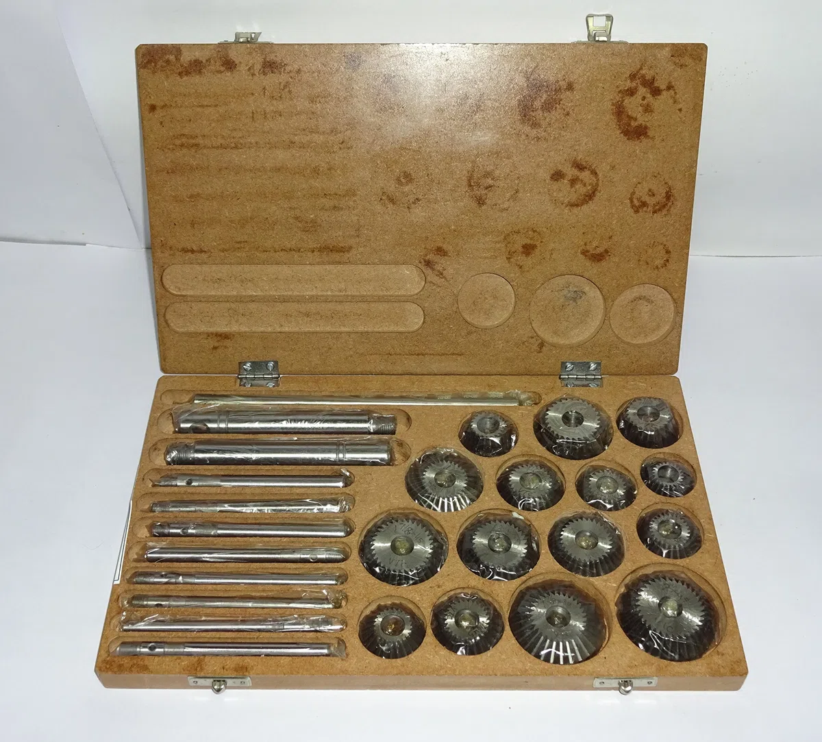 AG Ventilsitz- und Frontschneider-Set/Kit - 15-teiliges Set für Oldtimer und Motorräder im Holzkoffer